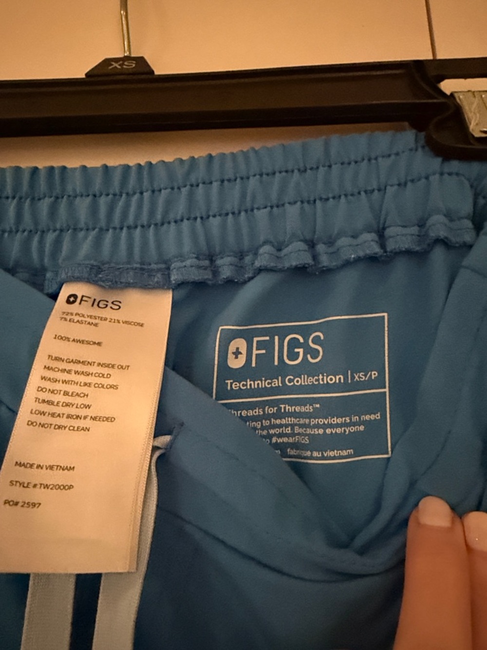 Figs Women's Scrub Set in Bright Blue - Top & Pants - Picture 3 of 3